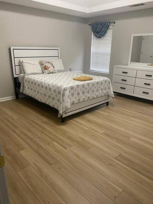 Castle Comfort Ellenwood 외부 사진
