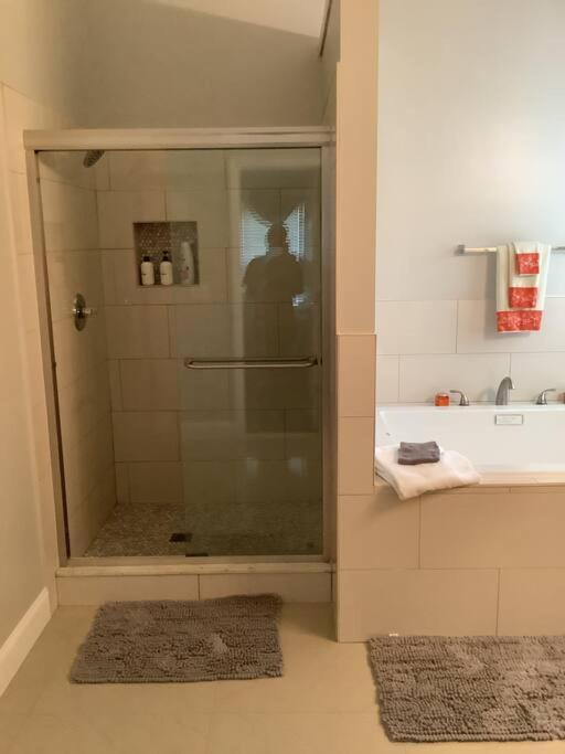 Castle Comfort Ellenwood 외부 사진